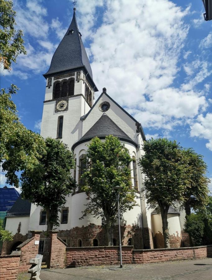 Hattersheim am Main Hotel-Pension Zum Hirsch מראה חיצוני תמונה