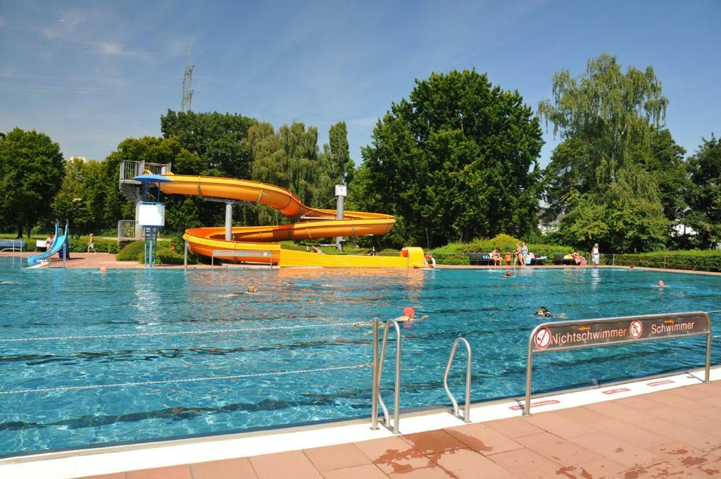 Hattersheim am Main Hotel-Pension Zum Hirsch מראה חיצוני תמונה